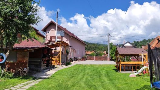 Casa Discret Moieciu de Jos (1)