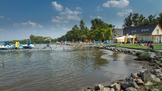 Berkes Nyaraló Balatonkeresztúr (1)