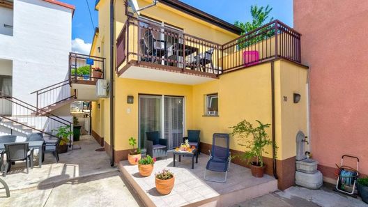 Apartmani Slavka Crikvenica (1)