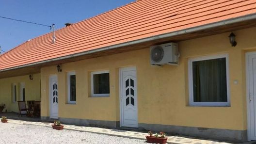 Napfény apartman Sárospatak (1)