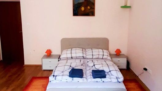 Gála Apartman Győr (1)