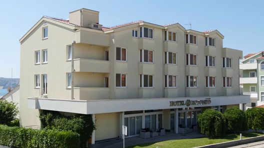 Hotel Rotondo Donji Seget (1)