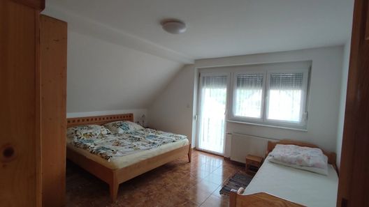 Trio Apartmanház Fonyód (1)