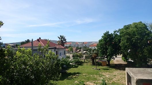 Apartman Maca Starigrad (1)