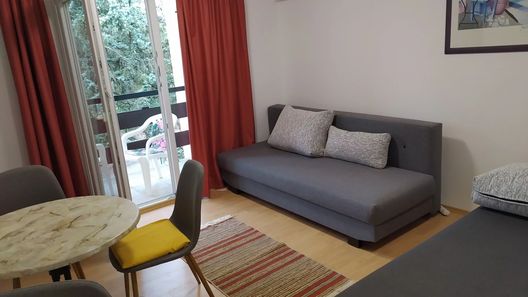 Rózsa Studió Apartman Balatonalmádi (1)