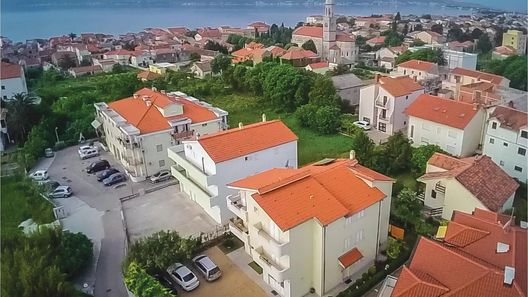 Apartman Kaštel Stari - CDE565 (1)