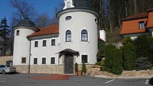 Hotel Zámeček pod Hradem Starý Jičín (1)