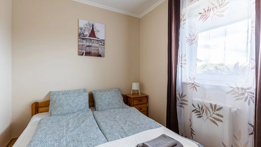 Napsüti Apartman Cserkeszőlő (1)