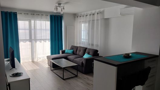 Olga Lake Apartment Mamaia (1)