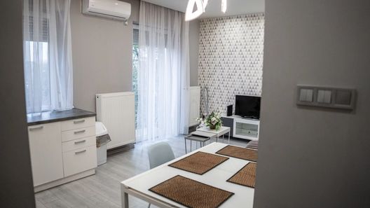 Attila Luxury Apartment Szeged (1)