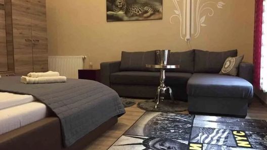 Opera Melletti Belvárosi Apartman Budapest (1)