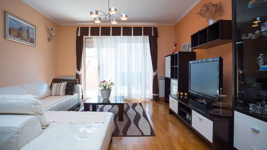 Apartmanok Parkolóhellyel Zadar - 18809 (1)