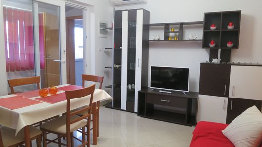 Apartmanok Parkolóhellyel Malinska, Krk - 19285 Malinska (1)