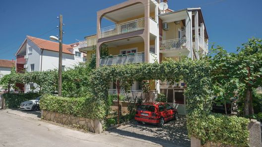 Apartments Ivka Vodice (1)