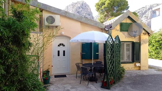 Apartments JUGO i BURA Omis (1)