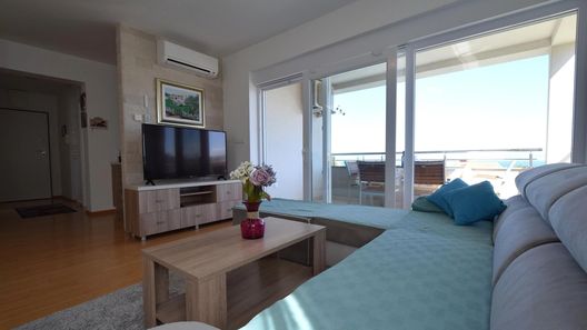 Apartmanok Parkolóhellyel Vantacici, Krk - 19386 Vantačići (1)