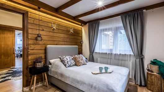 ApartHost Apartamenty Forrest Nowotarska Zakopane (1)