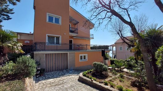 Apartments Faran Crikvenica (1)