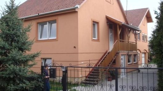 Magdolna Apartman Keszthely (1)