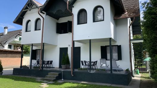 Kodály Apartmanok Balatonboglár (1)