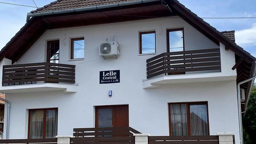 Lelle Centrál Apartman Balatonlelle (1)