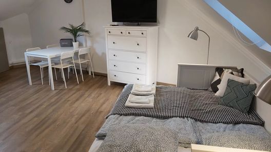 Kedves Apartman Pécs (1)