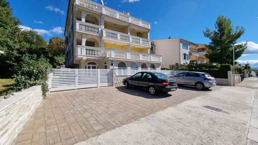 Apartmani Chiara Crikvenica (1)