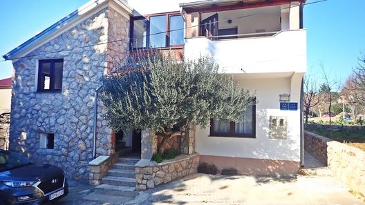 Apartman Maslina Starigrad (1)