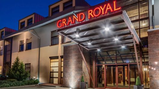 Grand Royal Hotel (1)