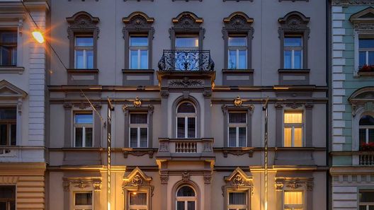 Avenue Legerova 19 Praha (1)