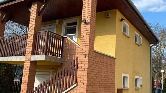 Rózsa Lak Apartman Hajdúszoboszló (1)