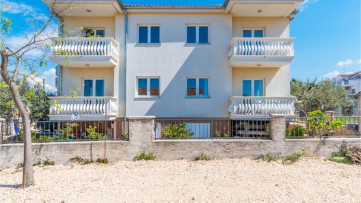 Apartman Pakoštane - CDI449 (1)