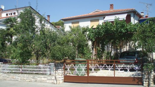 Apartments Pustijanac Porec (1)