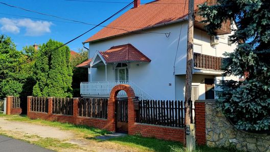 Padlás Apartman Keszthely (1)