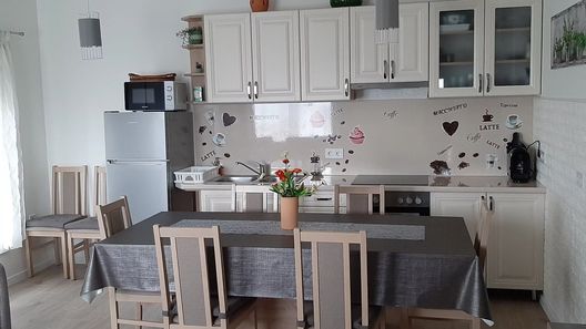 Gulipán Apartmanház Siófok (1)