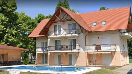 Orsi Apartman Balatonlelle (1)