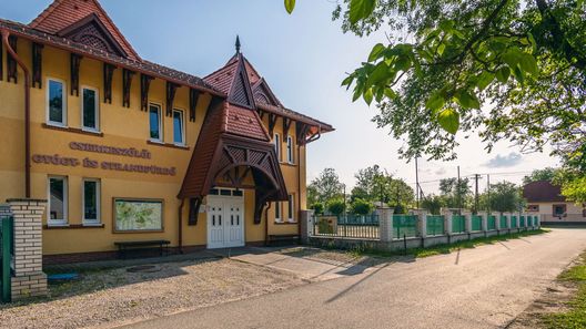 Fürdő Apartman Cserkeszőlő (1)