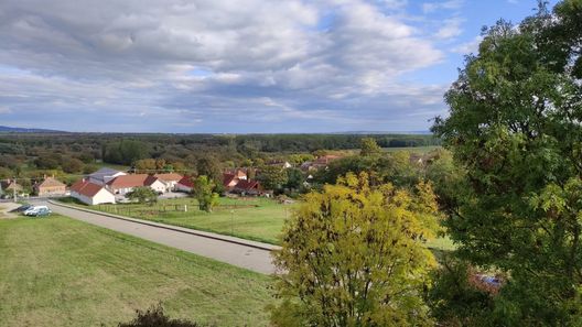 Kőrisfa Apartman Alsópáhok (1)