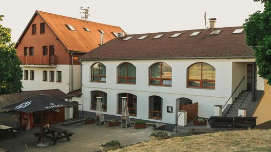 Restaurace a penzion U svaté Barbory Řehlovice (1)