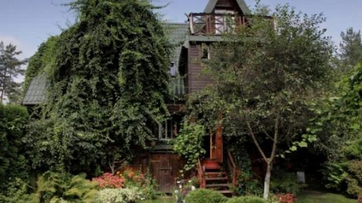 Pokoje "Tajemniczy Ogród" Suwałki (1)