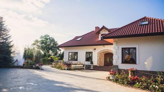 Agroturystyka Dworek Kurowski Szczecin (1)