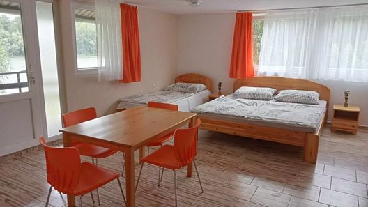 Homokföveny Apartmanok Csongrád (1)