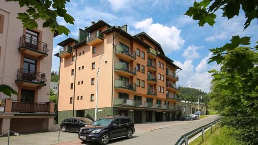 Apartamenty na Pierwszym Piętrze Krynica-Zdrój (1)