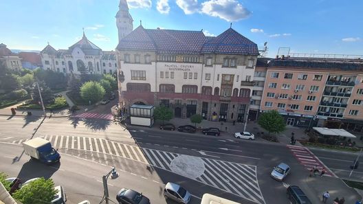 Central Apartment - Best View in Town Târgu Mureș (1)