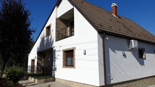 Kukorica Csárda Apartman 2 Balatonújlak (1)