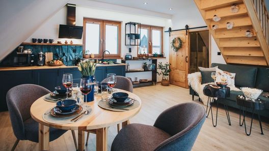 Domek Owca za płotem Witów (1)