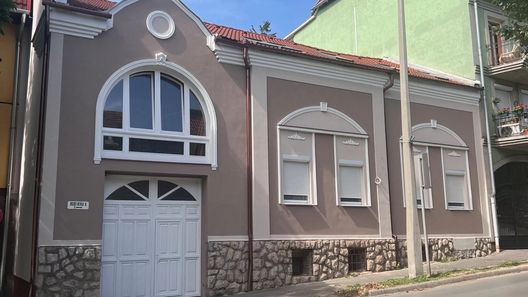 Berzsenyi Apartmanház Kaposvár (1)