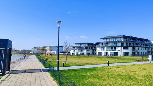 Royal Lakeside Apartment Keszthely (1)