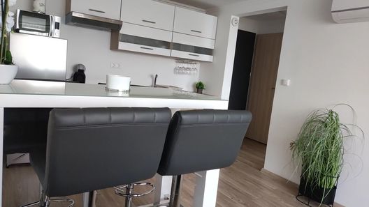 CadetLux Apartman Siófok (1)