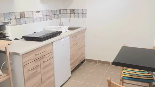 Bíbor Apartman Vonyarcvashegy (1)